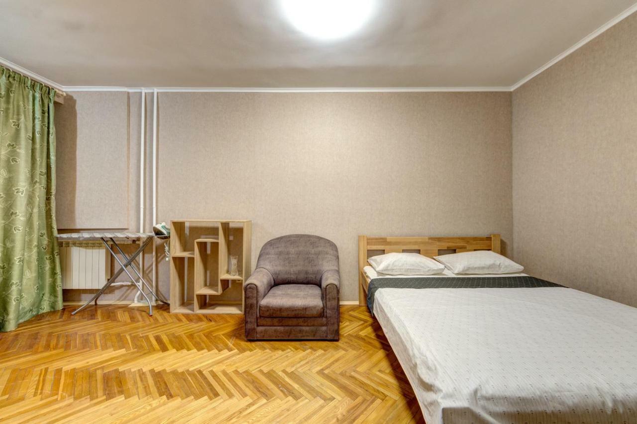 Apartments Near The Palace Of Sports Kiev Eksteriør bilde